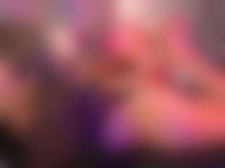 crystalcherr's Live Sex Cam Show