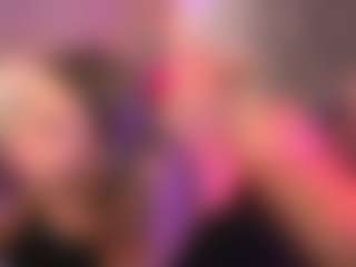 crystalcherr's Live Sex Cam Show