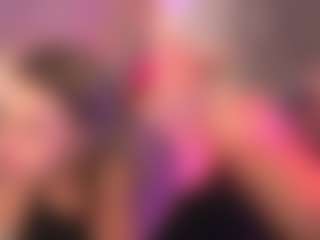 crystalcherr's Live Sex Cam Show