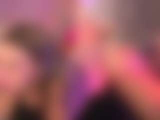 crystalcherr's Live Sex Cam Show