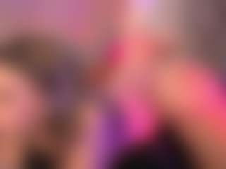 Live cam show with crystalcherr - Cute on Camsoda