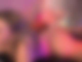 Live cam show with crystalcherr - Glasses on Camsoda