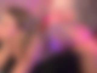 crystalcherr's Live Sex Cam Show