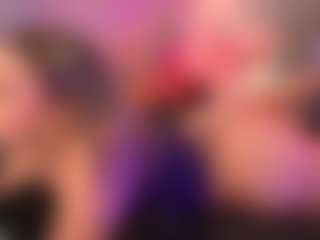 Live cam show with crystalcherr - Small Tits on Camsoda