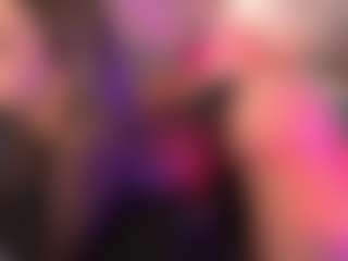 crystalcherr's Live Sex Cam Show