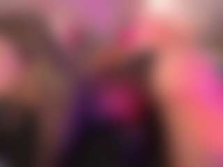 crystalcherr's Live Sex Cam Show