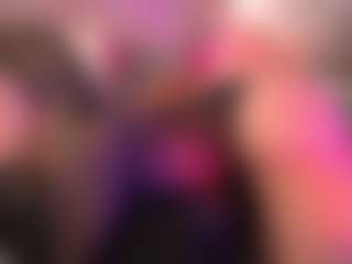 crystalcherr's Live Sex Cam Show
