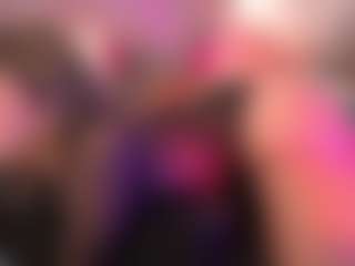 crystalcherr's Live Sex Cam Show