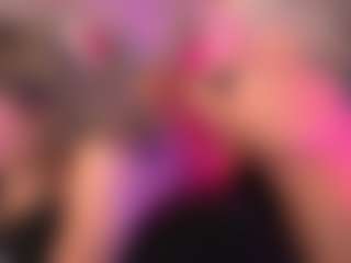 crystalcherr's Live Sex Cam Show
