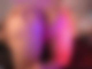 crystalcherr's Live Sex Cam Show