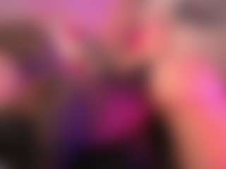 crystalcherr's Live Sex Cam Show