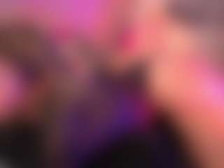 crystalcherr's Live Sex Cam Show