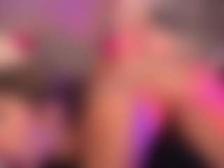crystalcherr's Live Sex Cam Show