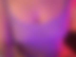 crystalcherr's Live Sex Cam Show
