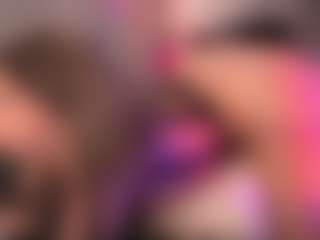 crystalcherr's Live Sex Cam Show