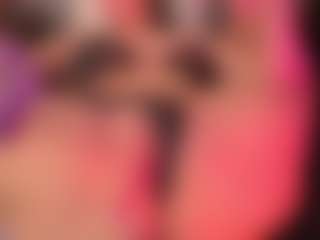 crystalcherr's Live Sex Cam Show