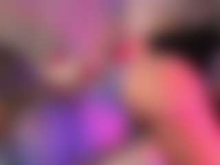 crystalcherr's Live Sex Cam Show