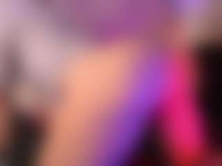 crystalcherr's Live Sex Cam Show
