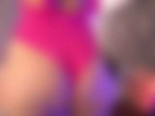 Live cam show with crystalcherr - Twerk Young Adult on https://playwithruby.com