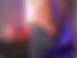 crystalcherr's Live Sex Cam Show