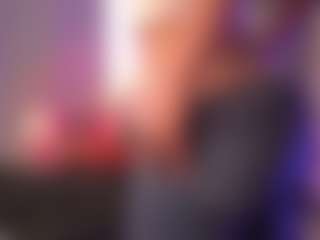 crystalcherr's Live Sex Cam Show