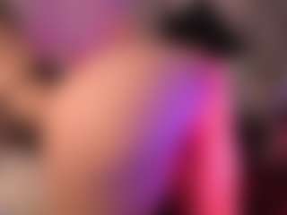 crystalcherr's Live Sex Cam Show