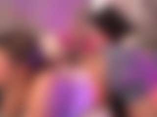 crystalcherr's Live Sex Cam Show