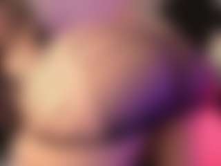 crystalcherr's Live Sex Cam Show