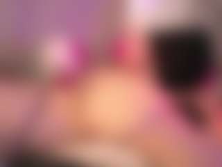crystalcherr's Live Sex Cam Show