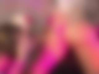 crystalcherr's Live Sex Cam Show