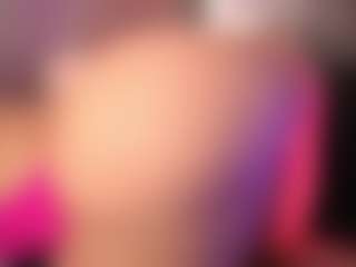crystalcherr's Live Sex Cam Show