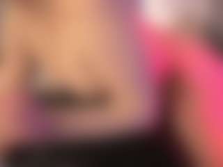 crystalcherr's Live Sex Cam Show