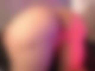 crystalcherr's Live Sex Cam Show