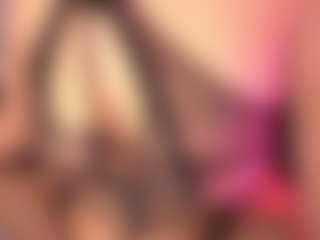 crystalcherr's Live Sex Cam Show