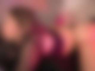 crystalcherr's Live Sex Cam Show