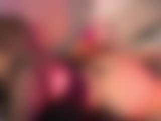 Live cam show with crystalcherr - Athletic Teen (18+) on eurowanks.com