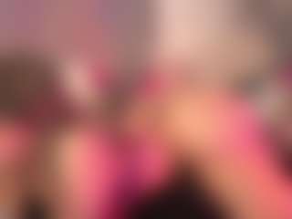 Live cam show with crystalcherr - Athletic BBW on crypto-cams