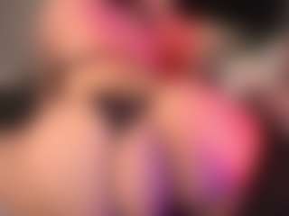crystalcherr's Live Sex Cam Show