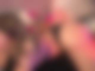 crystalcherr's Live Sex Cam Show