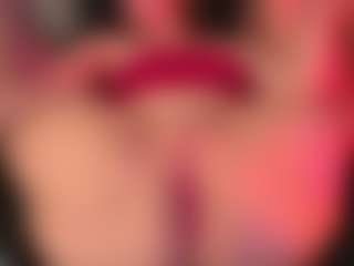 crystalcherr's Live Sex Cam Show