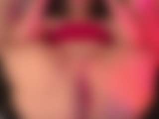 crystalcherr's Live Sex Cam Show