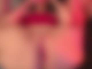 crystalcherr's Live Sex Cam Show