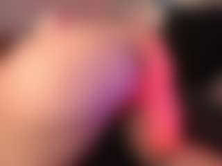 crystalcherr's Live Sex Cam Show