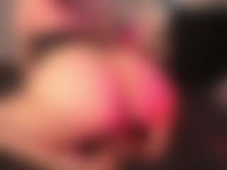crystalcherr's Live Sex Cam Show
