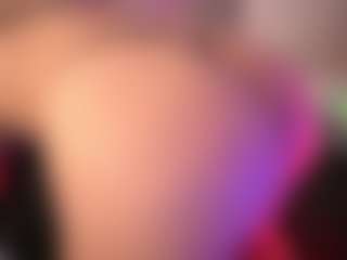 crystalcherr's Live Sex Cam Show