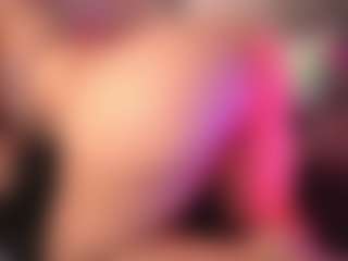 crystalcherr's Live Sex Cam Show
