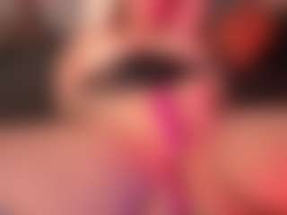crystalcherr's Live Sex Cam Show