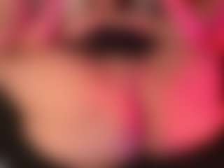 crystalcherr's Live Sex Cam Show