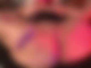 crystalcherr's Live Sex Cam Show