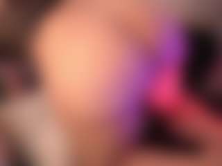 crystalcherr's Live Sex Cam Show